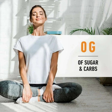 Mujer sentada en posición de meditación, con texto que resalta cero azúcar y carbohidratos